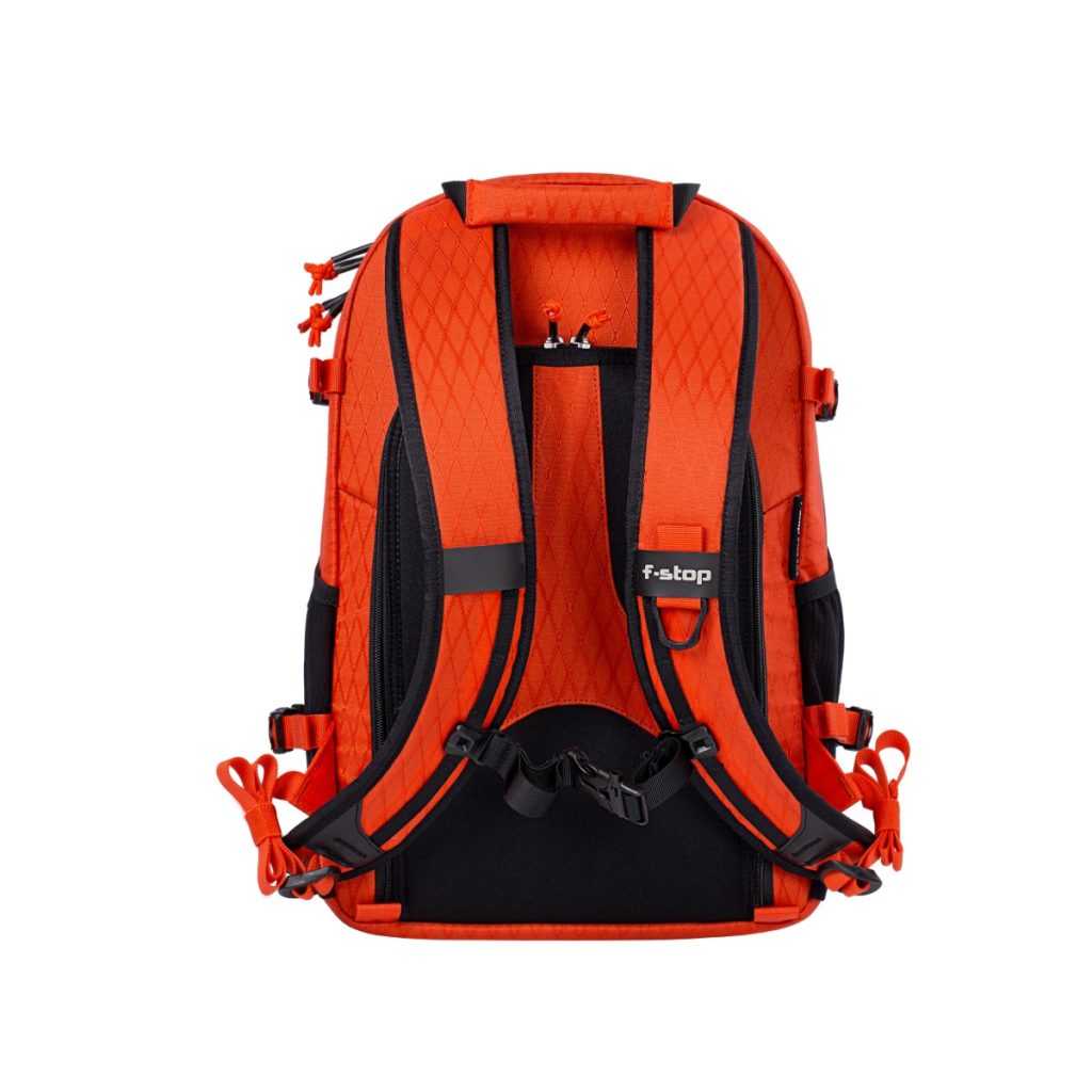 Straighter J-curve straps on the Guru 4 AIR (Male Fit)